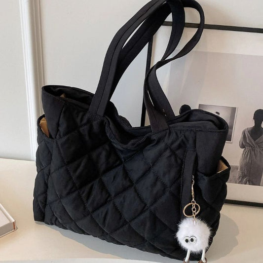 Bolsa_De_Ombro_Feminina_Grande_Acolchoada_Fashion_Iris_2_1