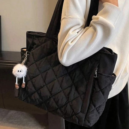 Bolsa_De_Ombro_Feminina_Grande_Acolchoada_Fashion_Iris_6