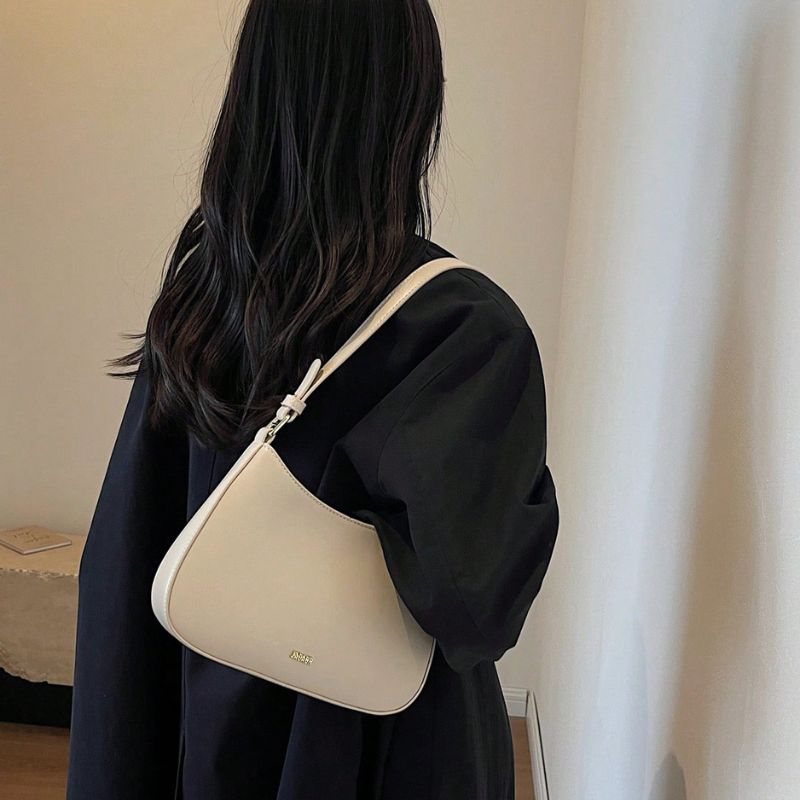 Bolsa_Feminina_Transversal_Couro_Tiracolo_Fashion_Iris_2