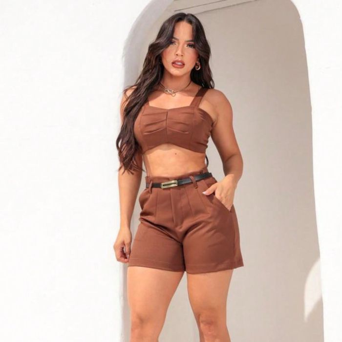 Conjunto_Feminino_Short_e_Cropped_Em_Alfaiateria_Fashion_Iris_1